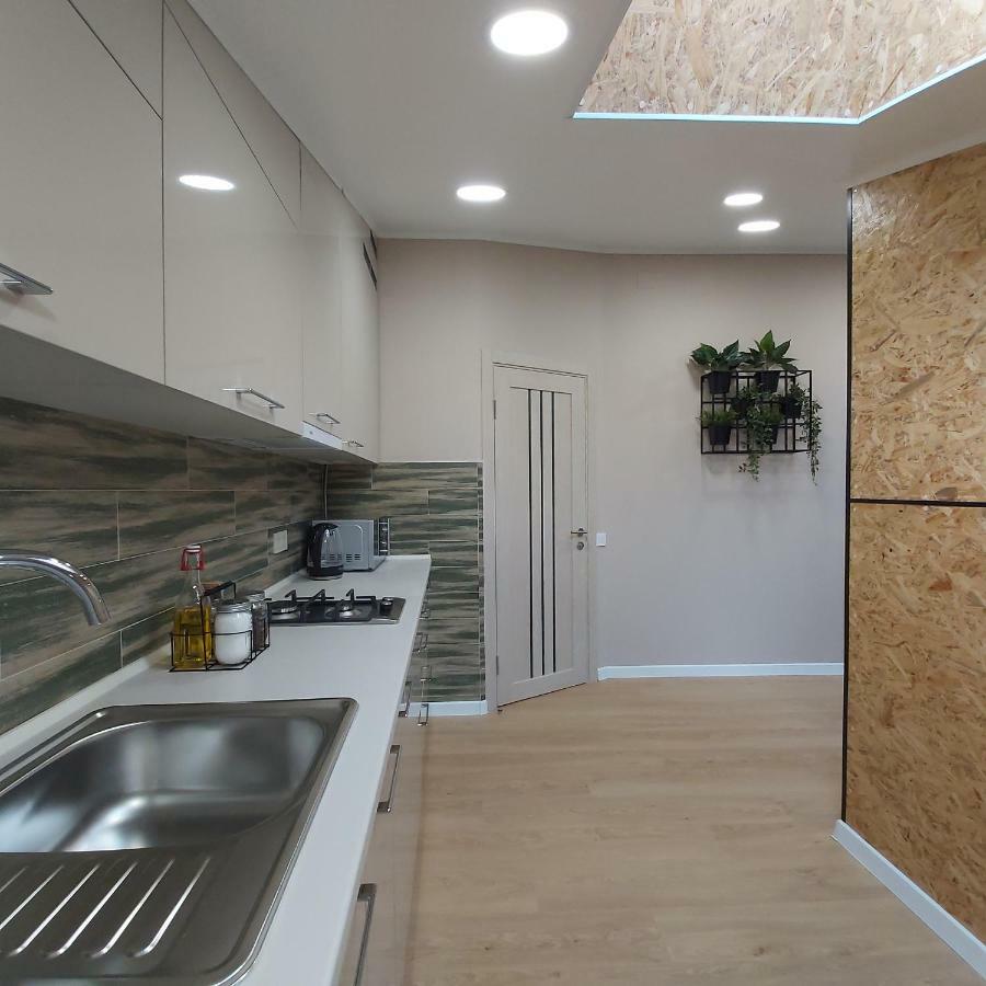 Two-Bedroom Apartment Near Forum Liov Exterior foto